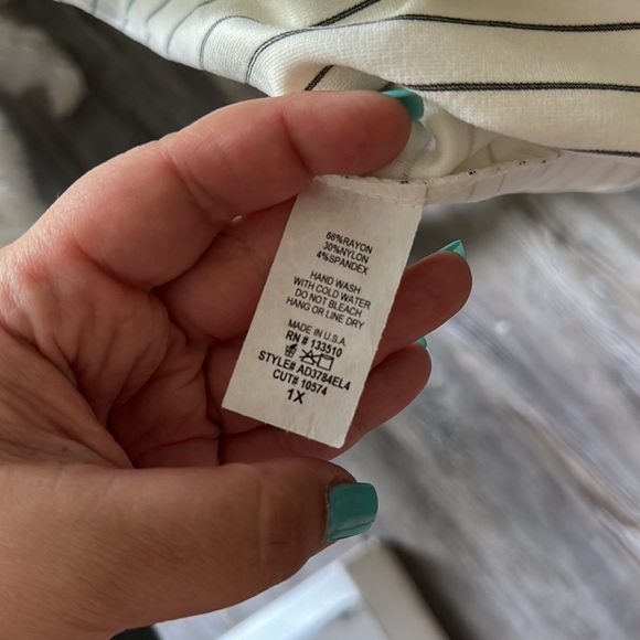 1x sweet Claire dress - Picture 6 of 6